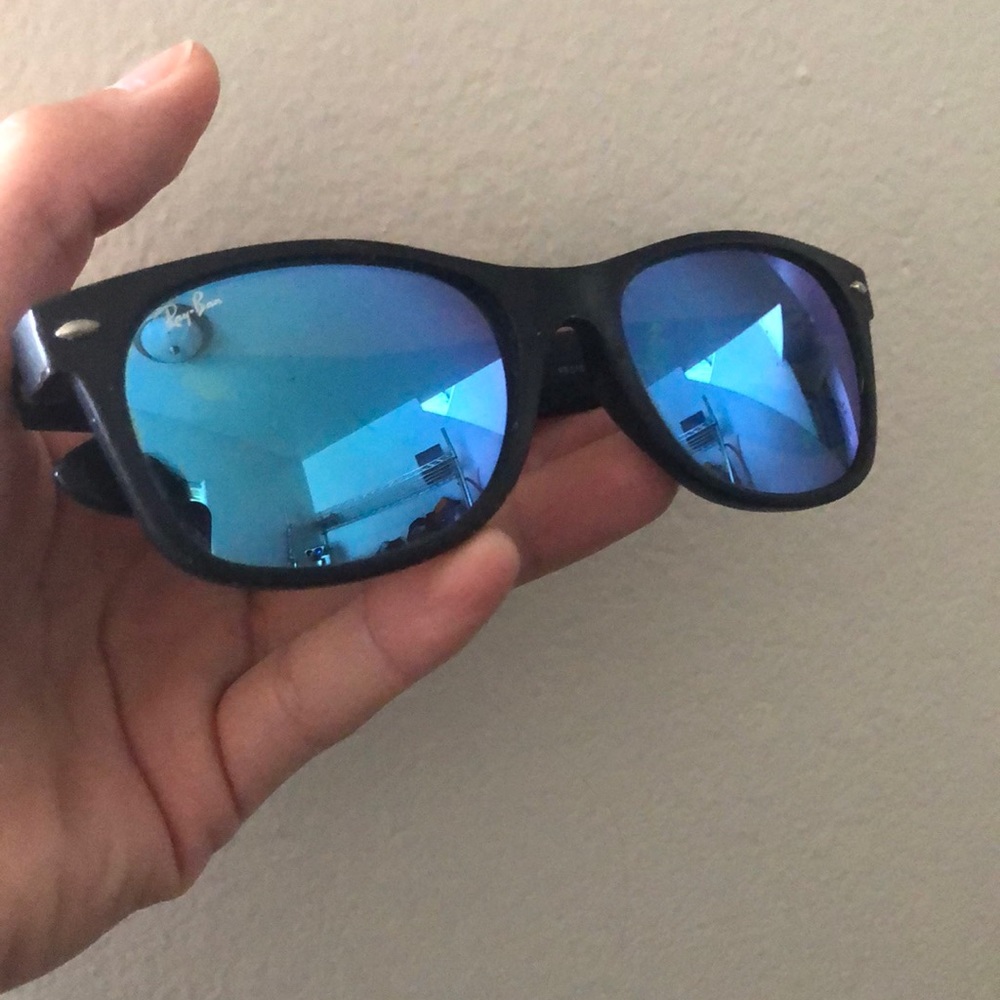 Ray ban new wayfarer sunglasses
